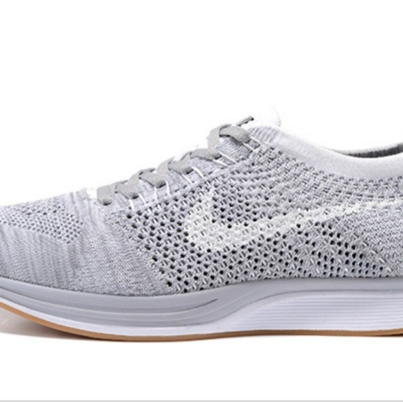 nike flyknit racer platinum
